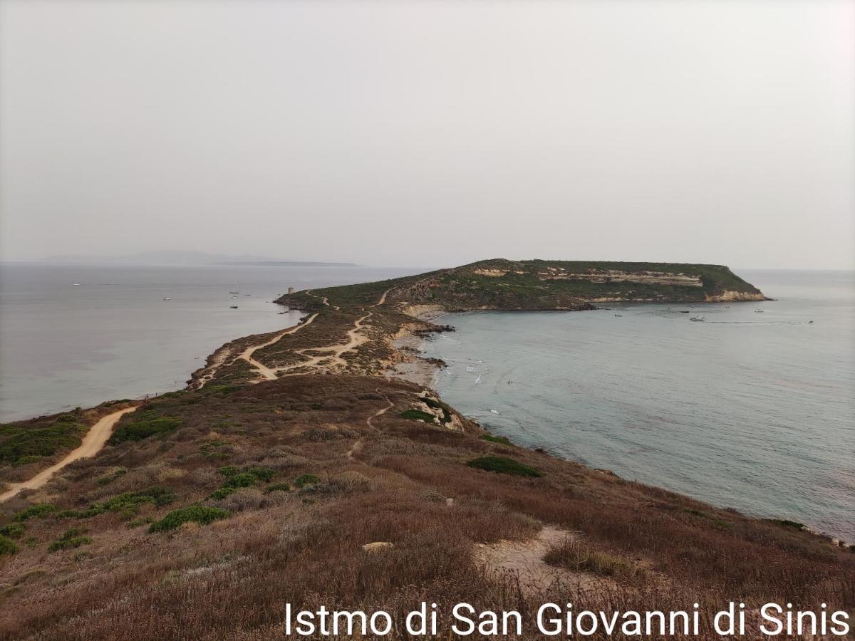 Alabe Hotel Marina Di Tresnuraghes Bagian luar foto