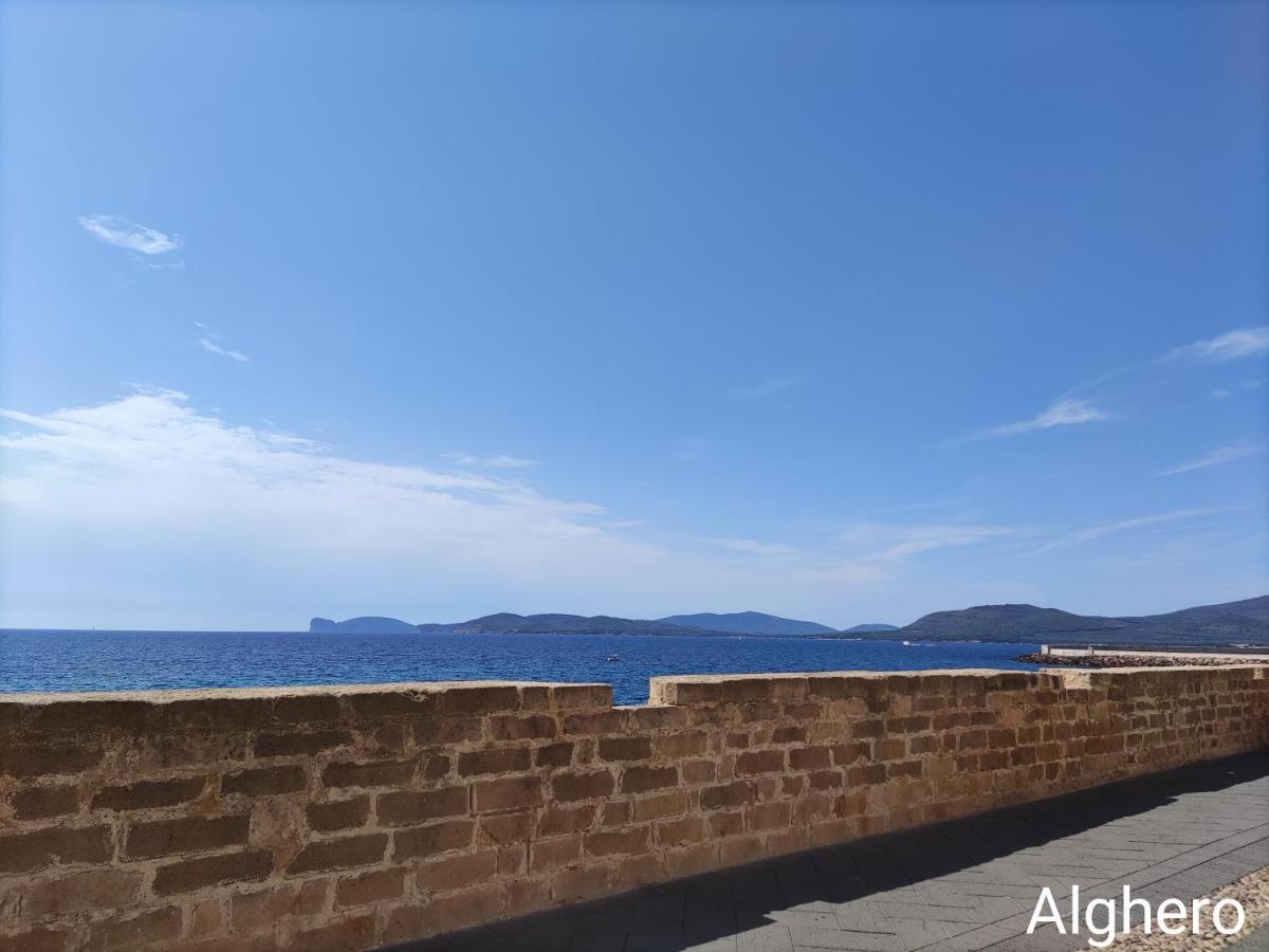 Alabe Hotel Marina Di Tresnuraghes Bagian luar foto