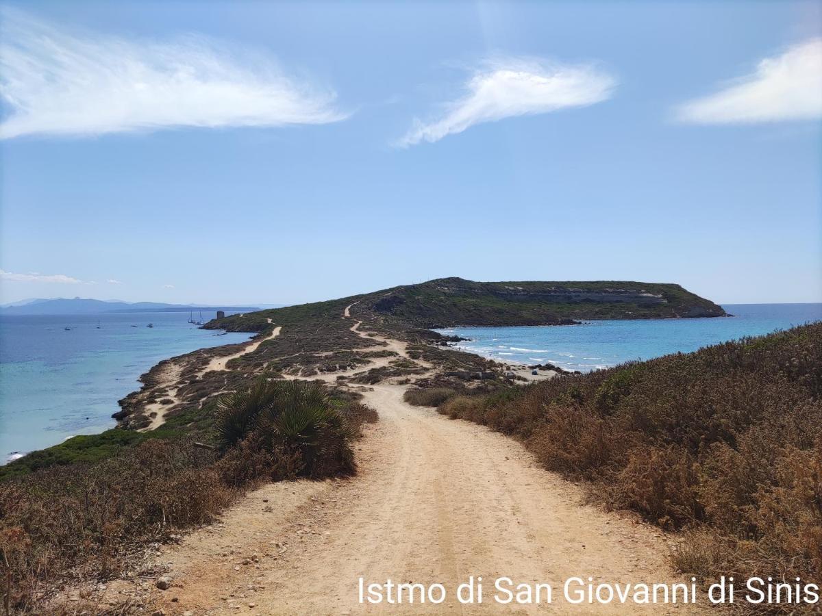 Alabe Hotel Marina Di Tresnuraghes Bagian luar foto