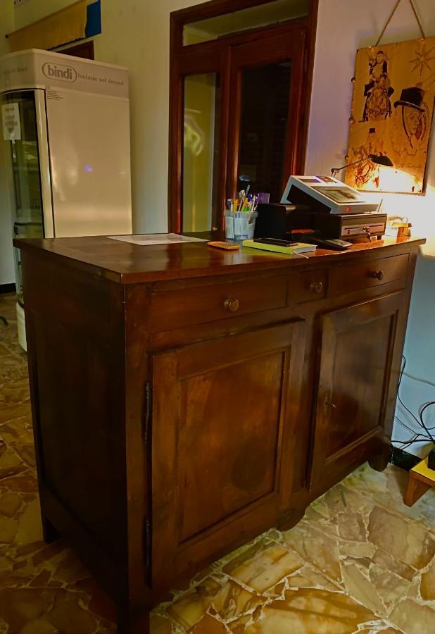 Alabe Hotel Marina Di Tresnuraghes Bagian luar foto